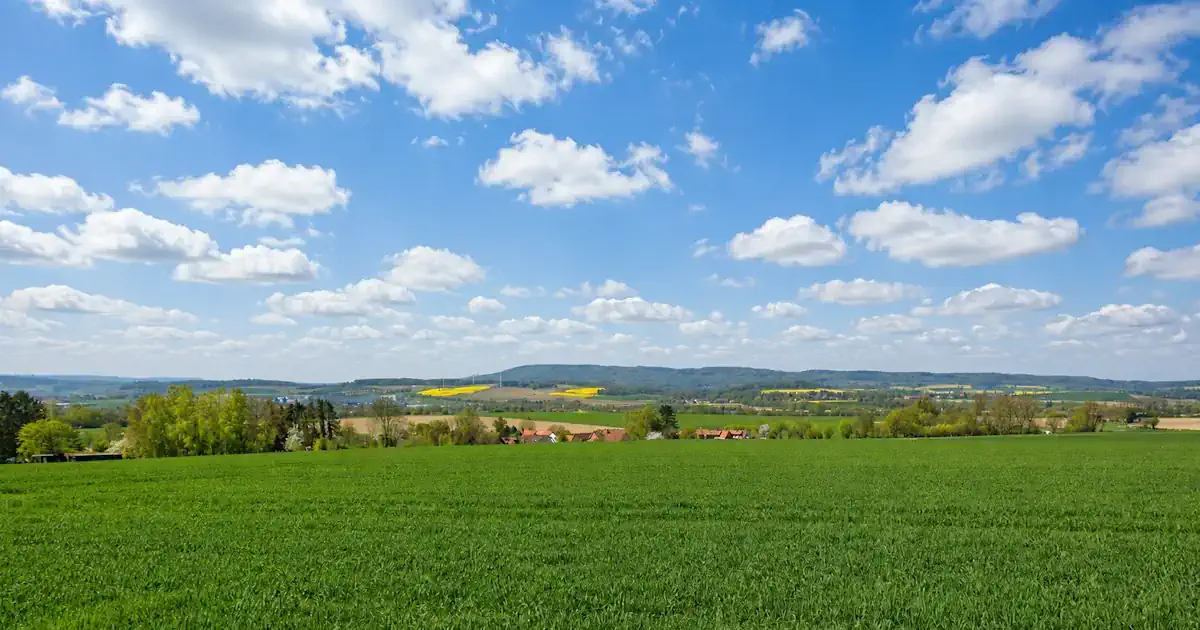 Blick von Feggendorf – noch keine Windräder an der Schlierbach Niederung