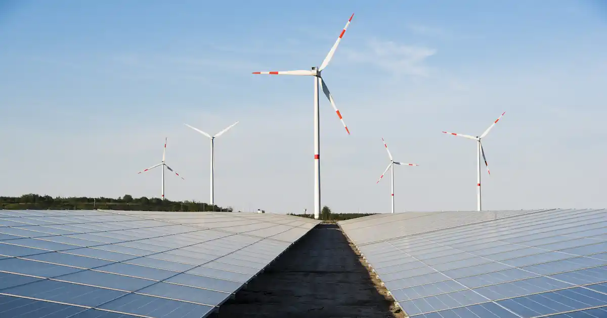 Windpark und Solarpark